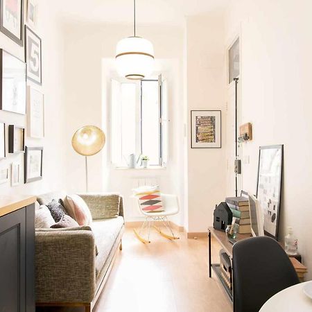 Charming Lisbon Home With Terrace St Amaro Exterior foto